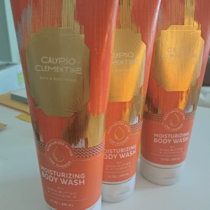 Bath and Body Works: Calypso Clementine Moisturizing Body Wash with shea butter and vitamin E: 10 ozs / 295 ml - US 13