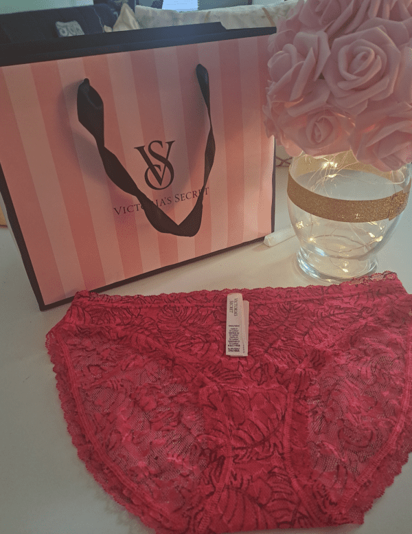 Victorias Secret:  "Tease" underwear red/pink - lace waist and legs - S