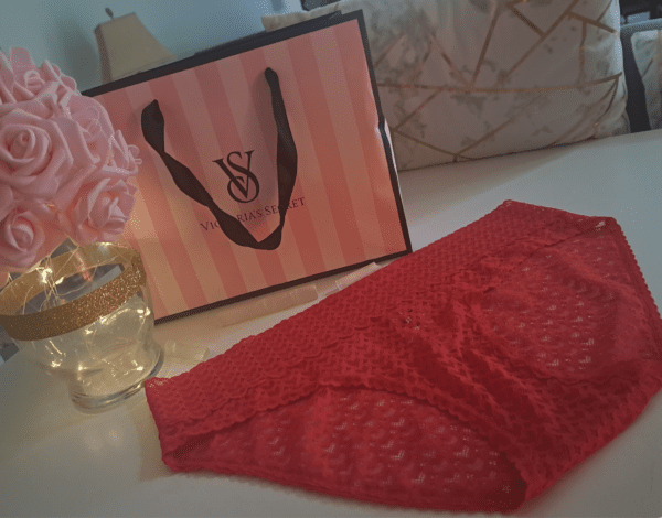 Victorias Secret: Pink  heart shaped design underwear - L